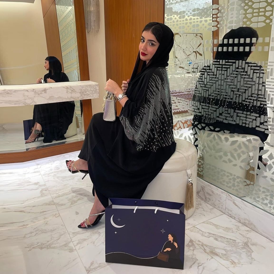 New Product Selection: MQ212 Modest2025 Hot Selling New Muslim Women's Hot Diamond Cardigan Robe, Middle Eastern Fashion Style Robe