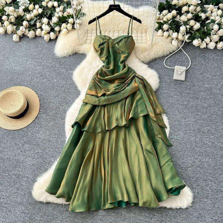 New product selection: French goddess style design, square neckline, strapless strap, pleated waist, ruffle edge dress, women's mini dress, long skirt