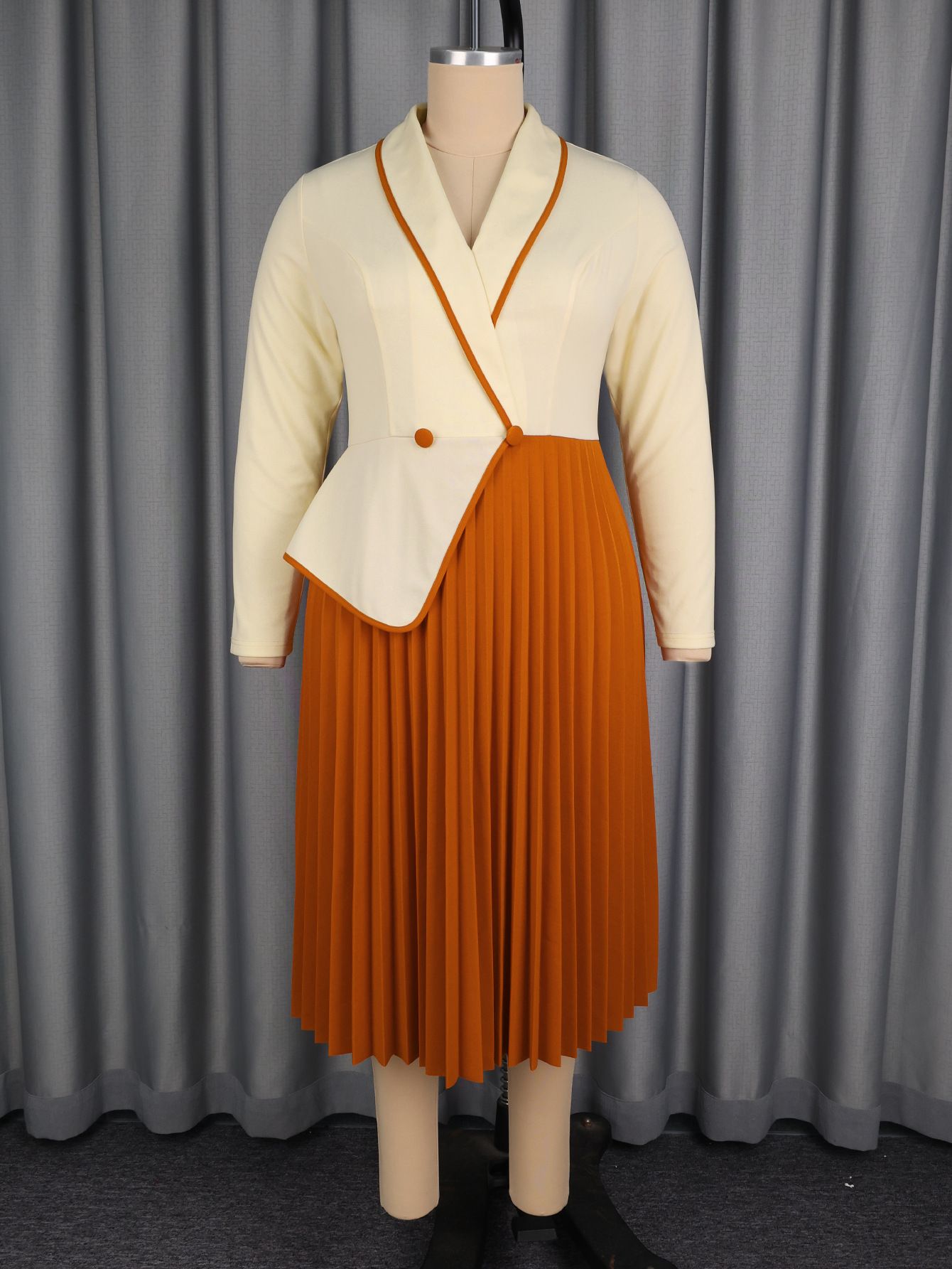 New product selection: plus size women's contrasting long sleeved fake two-piece dress with lapel style, commuting pleated skirt, office dress