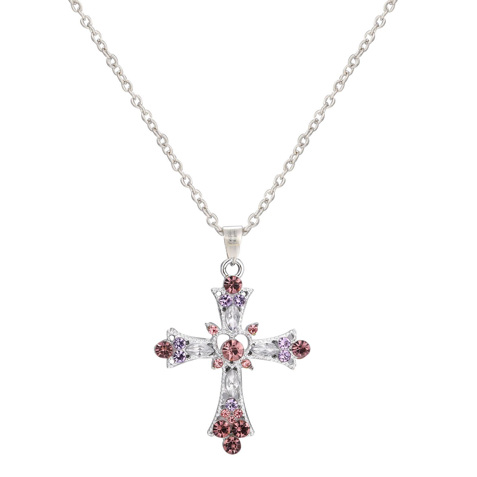 Sweet and cool style spicy girl cross necklace, female heavy worker diamond studded Gothic European and American style necklace design, collarbone chain