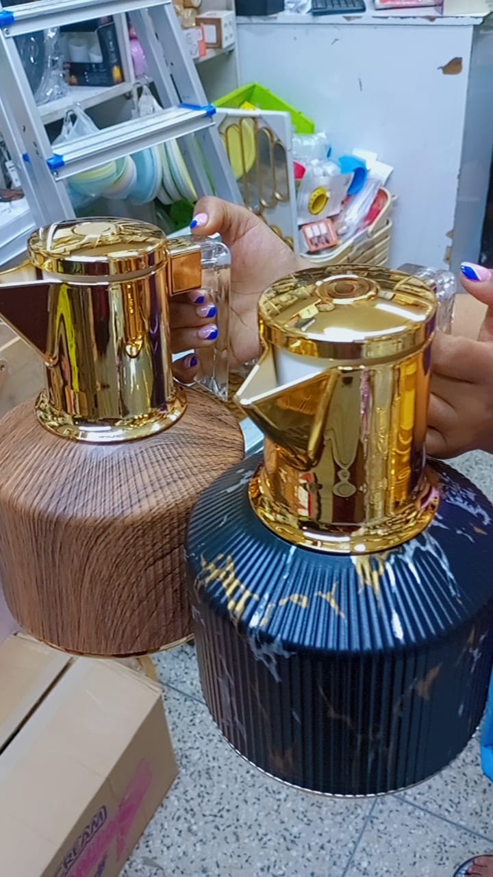 vacuum jug flask
