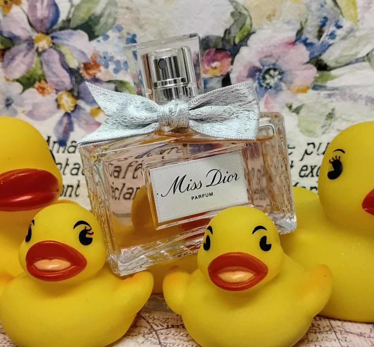 Christian Dior Miss Christian Dior Eau de parfum Spray for Women, 1.7 Ounce 100ML