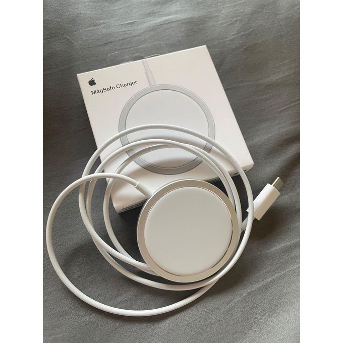 Apple MagSafe WIRELESS IPHONE Charger - White