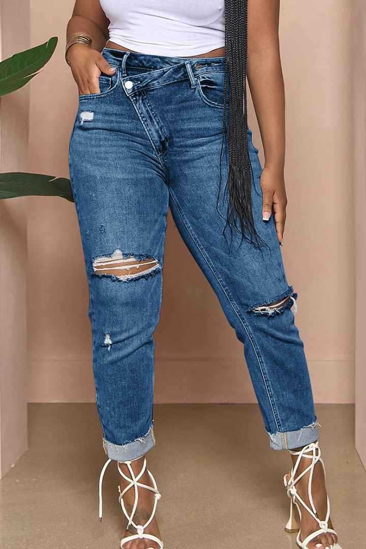 2024 New Ripped High Waist Jeans Women's Fit Design Trousers