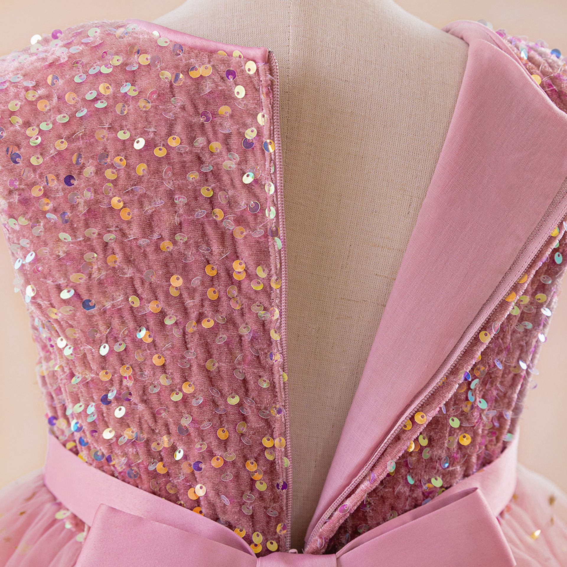 Girls' Dresses, Girls' Birthday Dresses, Children's Evening Dresses, Star Beads, Mesh, Trailing Satin Skirts