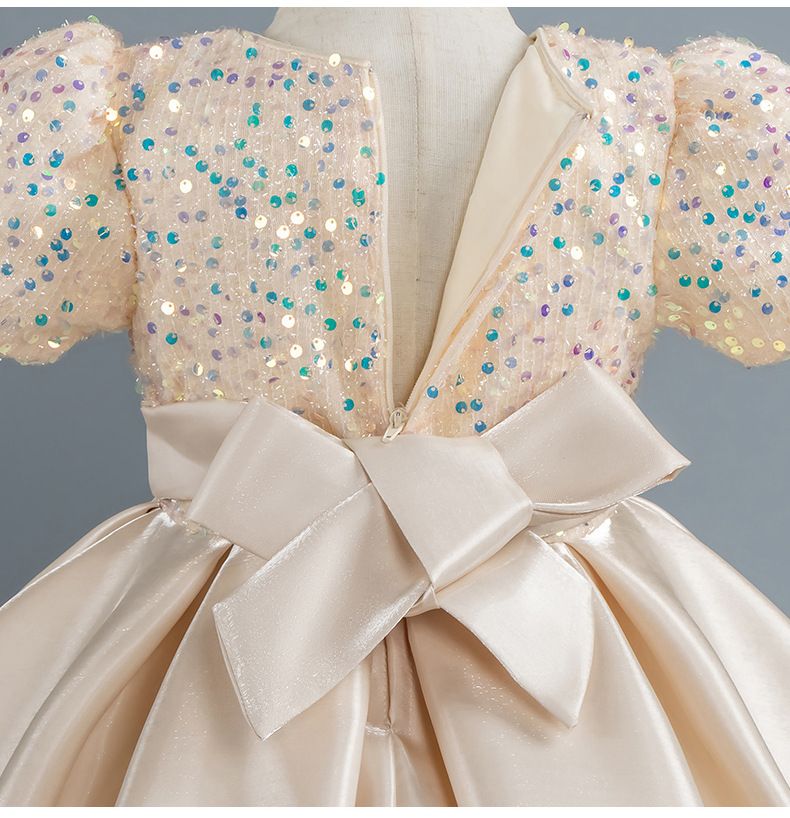 New medium and large girls dress princess dress fine squinned puff sleeve satin tutu dress