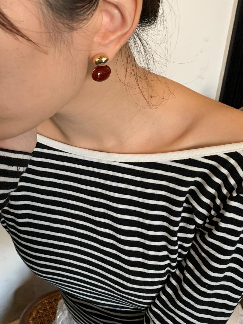 【Ancora Red Series】 Retro metallic feeling！Unique Design Double Side Wearable Fashion Girl Women Stylish Stud Earrings