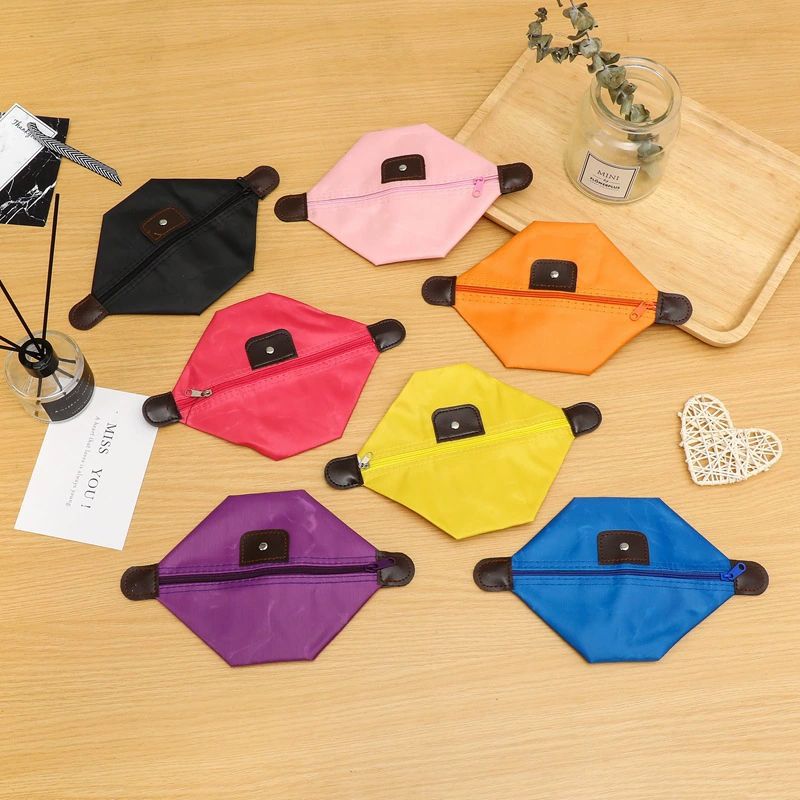 1 PC Travel Makeup Bags Cosmetic Organizer Bag: Large Capacity Make up Bag - Nylon Toiletry Bag for Women - Wide Open Portable Pouch 
﻿