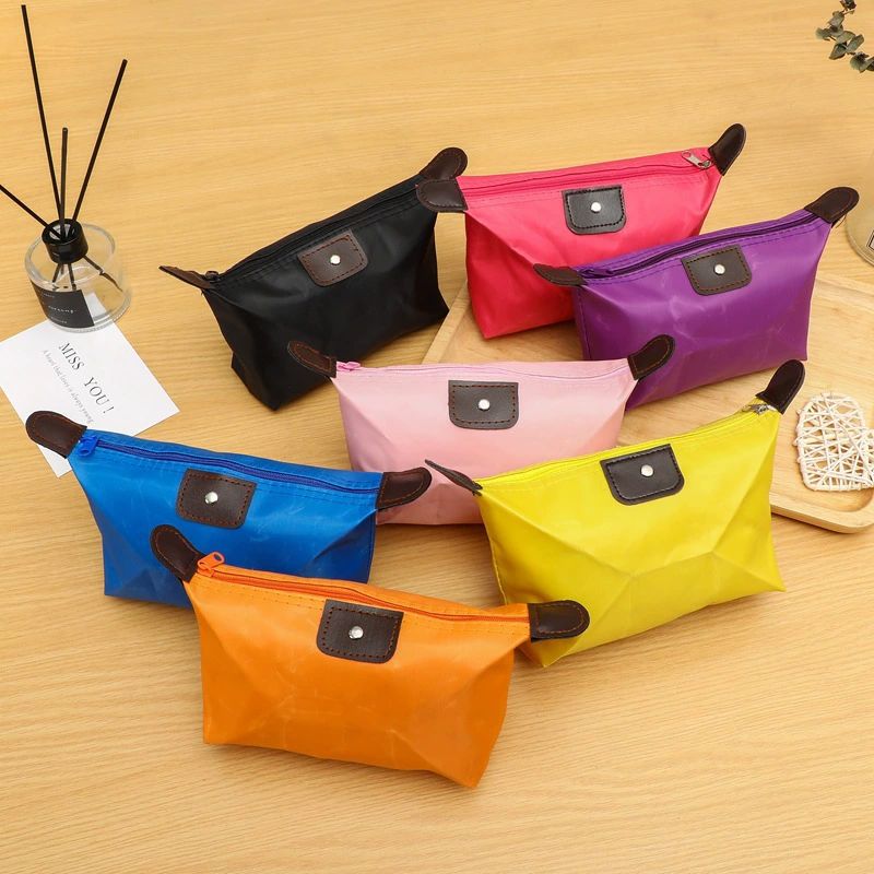 1 PC Travel Makeup Bags Cosmetic Organizer Bag: Large Capacity Make up Bag - Nylon Toiletry Bag for Women - Wide Open Portable Pouch 
﻿