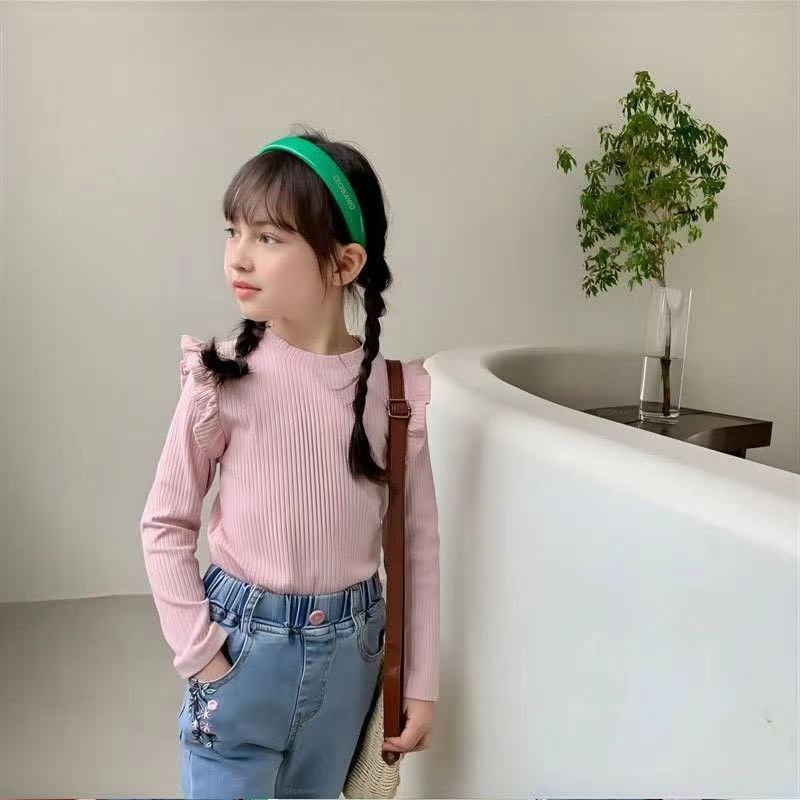 Girls undershirt spring and autumn children's long-sleeved T-shirt little girl put on a girl's sweater fashionable autumn dress baby dress