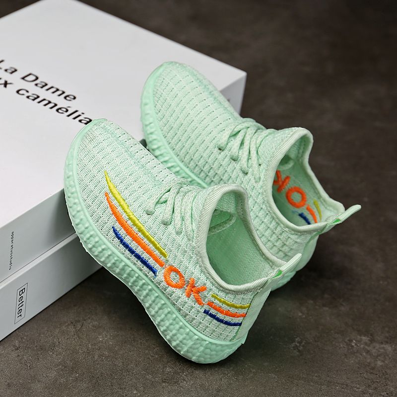 Summer mesh woven children's sports shoes for girls and boys; spring and autumn breathable leisure shoes for babies; coconut mesh upper shoes