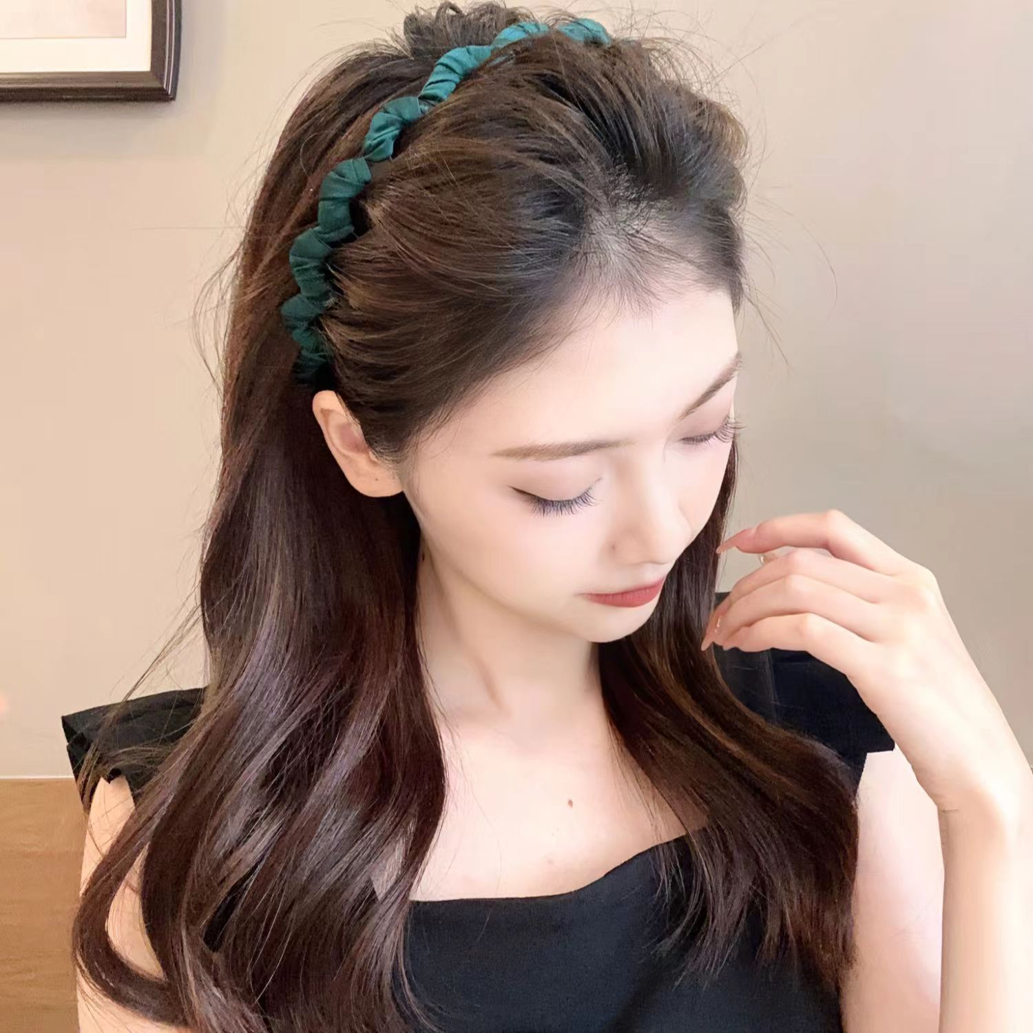 Hairband for women with teeth on the face, anti slip and broken hair, French wave headband for hair compression