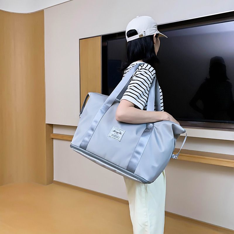 Fashionable portable travel bag, travel bag, large capacity storage bag, shoulder bag