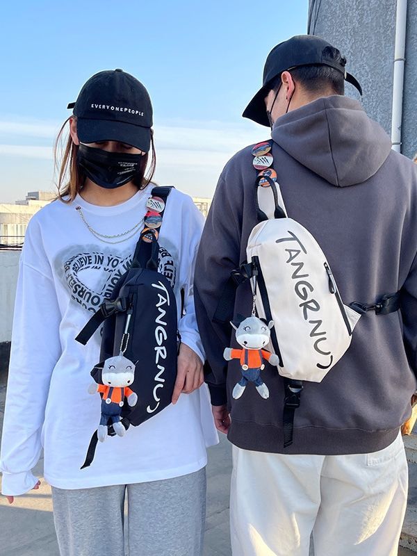 Men's fashion trendy brand crossbody bag, men's casual sports large capacity high-end single shoulder bag, women's Japanese chest bag