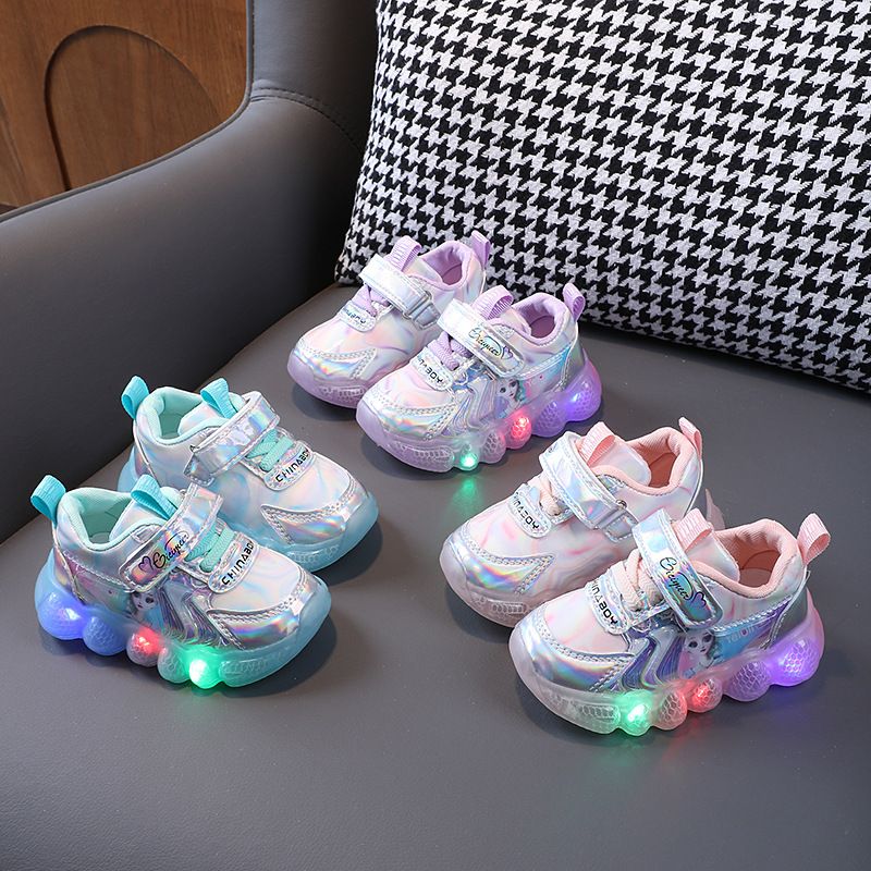 Light up girls' leather sports shoes with anti slip soft sole, cartoon princess shoes for little girls, soft sole anti slip
