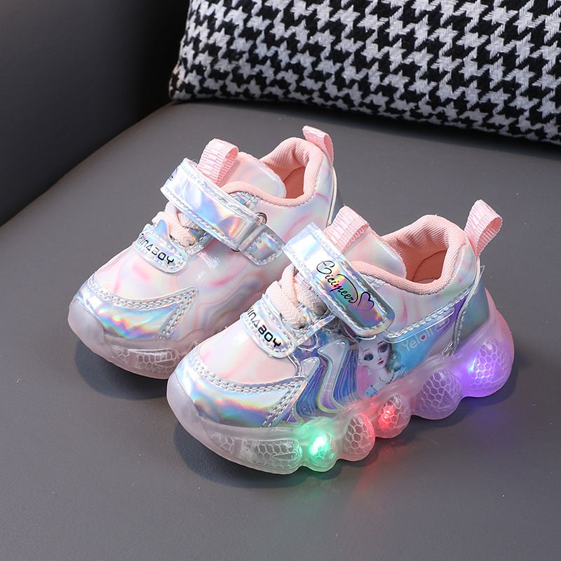 Light up girls' leather sports shoes with anti slip soft sole, cartoon princess shoes for little girls, soft sole anti slip
