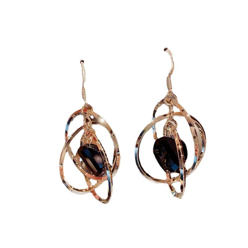 Fashionable circle three-dimensional loop earrings with feminine temperament, retro 925 silver needle earrings, ear hooks