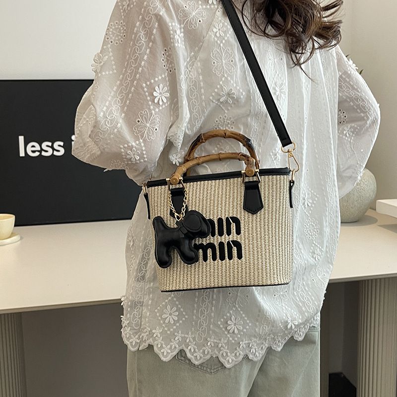 2025 New Spring Fashion Color Contrasting Straw Weaving Bamboo Festival Vegetable Basket Bag Water Bucket Bag Handheld Single Shoulder Diagonal Span Bag Women's Bag