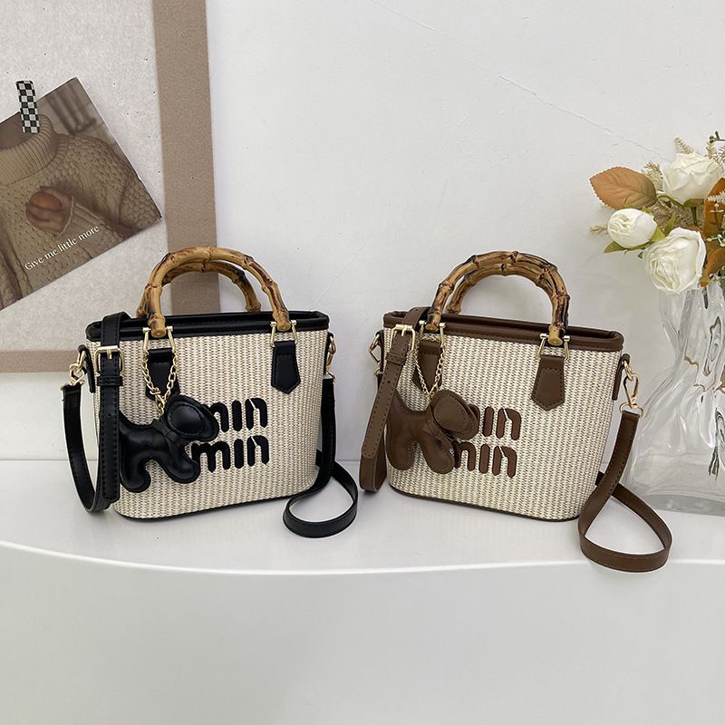 2025 New Spring Fashion Color Contrasting Straw Weaving Bamboo Festival Vegetable Basket Bag Water Bucket Bag Handheld Single Shoulder Diagonal Span Bag Women's Bag