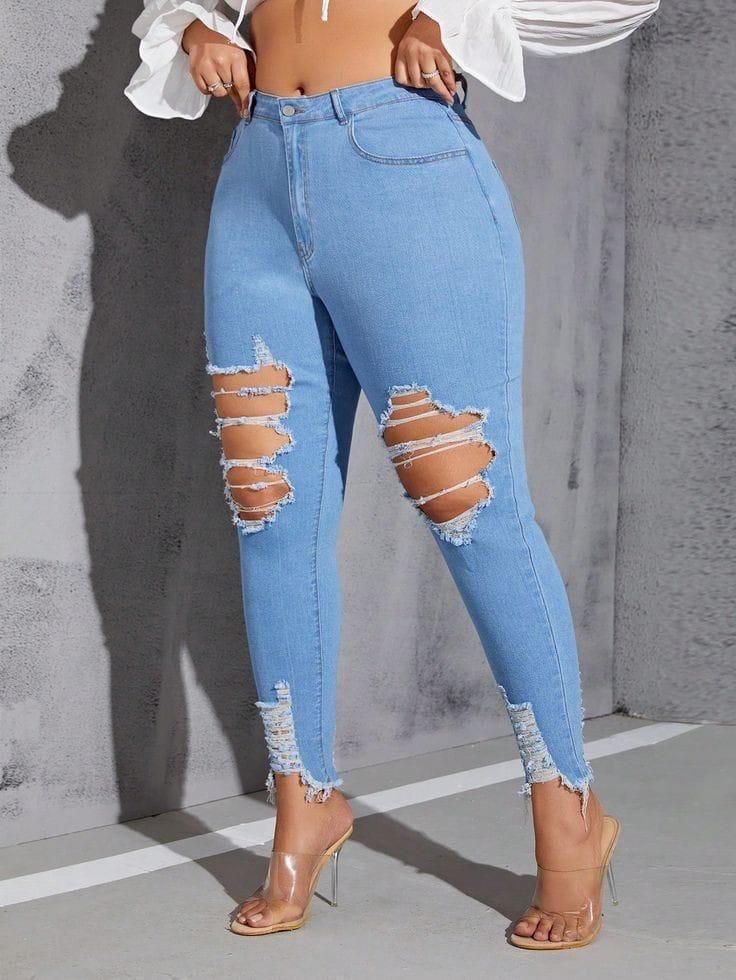 Ladies Rugged Jeans Trousers -Casual Wear This High waist jeans is big fitting,has a great stretch & is comfortable to wear.It defines your Waistline and give your body some Nice curves