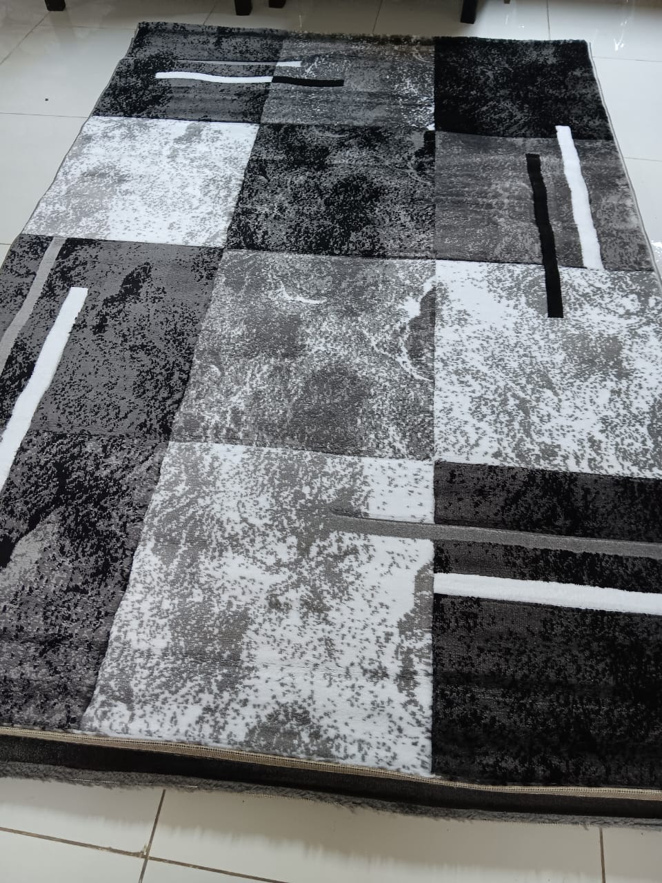 7 x 10 fts Quality luxurious Paris carpets