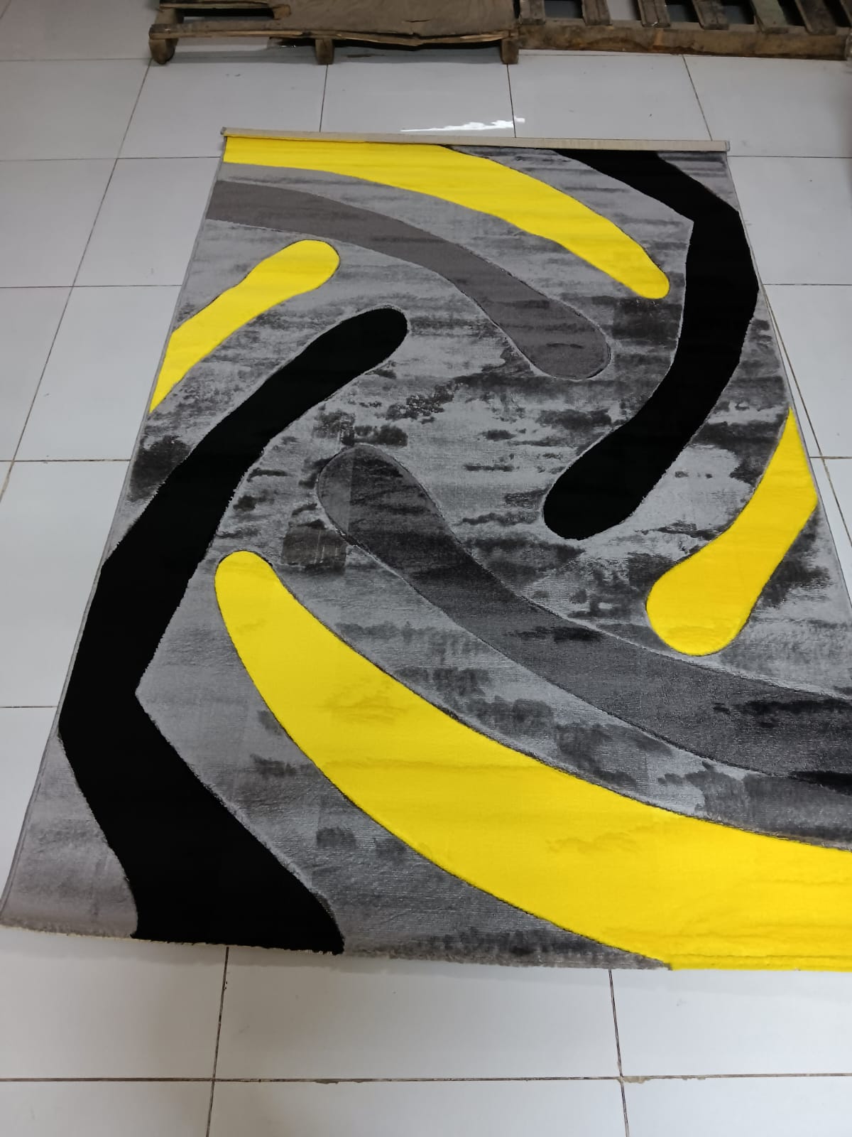 7 x 10 fts Quality luxurious Paris carpets