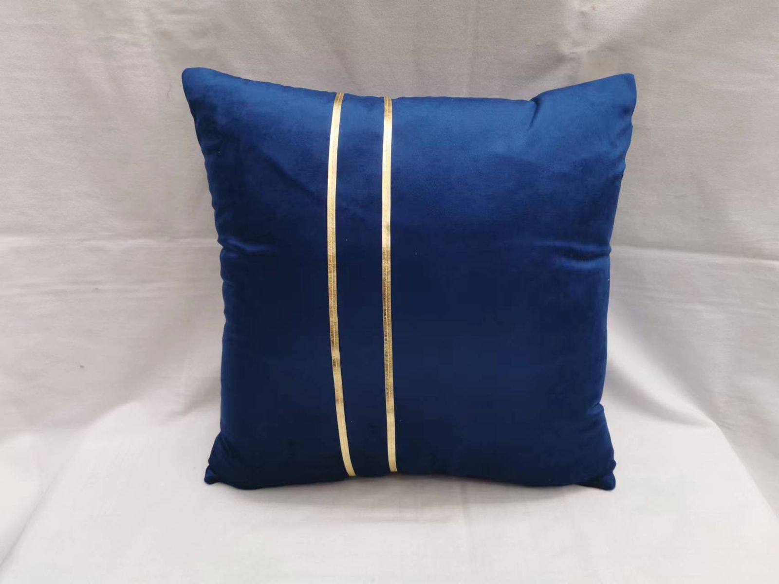 velvet Cushion Cover 45x45cm Pillow Case Classic Throw Pillows Covers Home Supplies Waist Throw Cushion Cover Casual Pillowcase