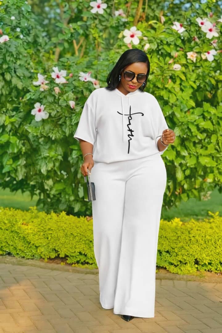 Restocked original New arrivals 🔥 🔥 🔥 
2pc suit