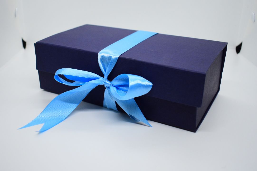 Multipurpose Foldable Gift Box with Ribbon – Elegant & Reusable (20CM x 10CM x 6CM)