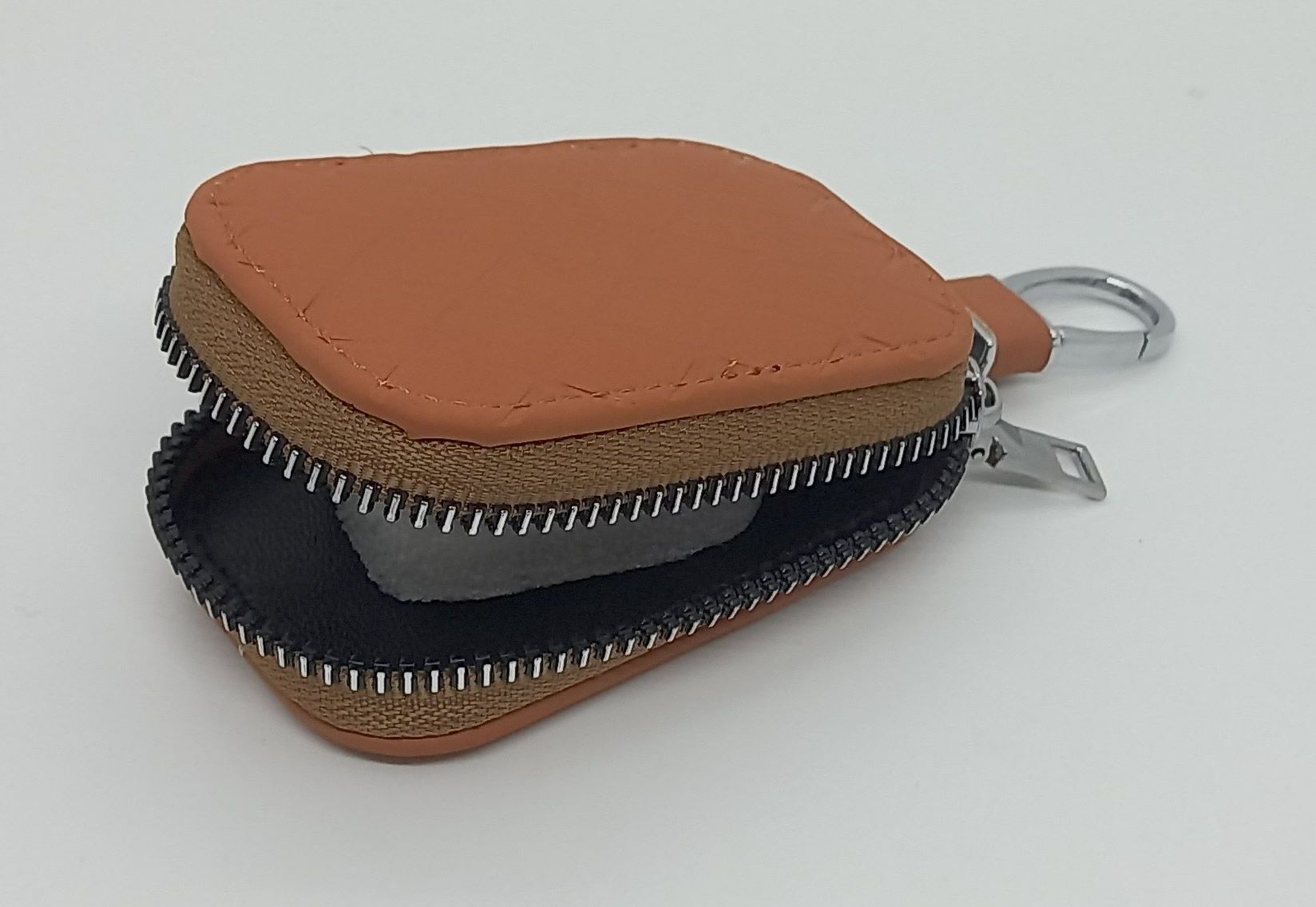 EarPods Case Holster with Clip – Portable Protective Carry Pouch