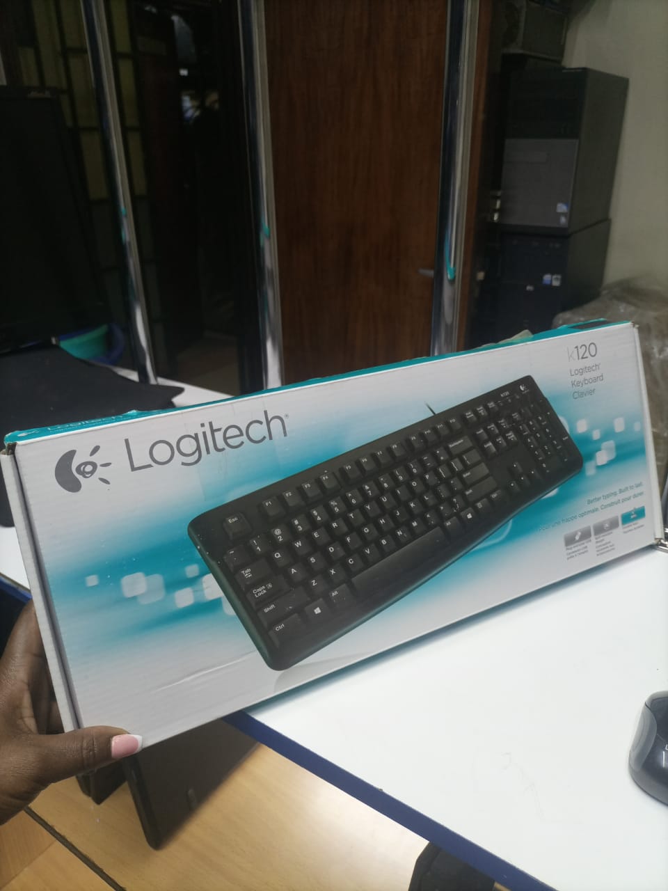 NEW LOGITECH K120 Wired Keyboard ,usb Modern Full Size Layout keyboard, High-Quality Membrane Keyboard, full usb desktop keyboard ,k120 logitech keyboard