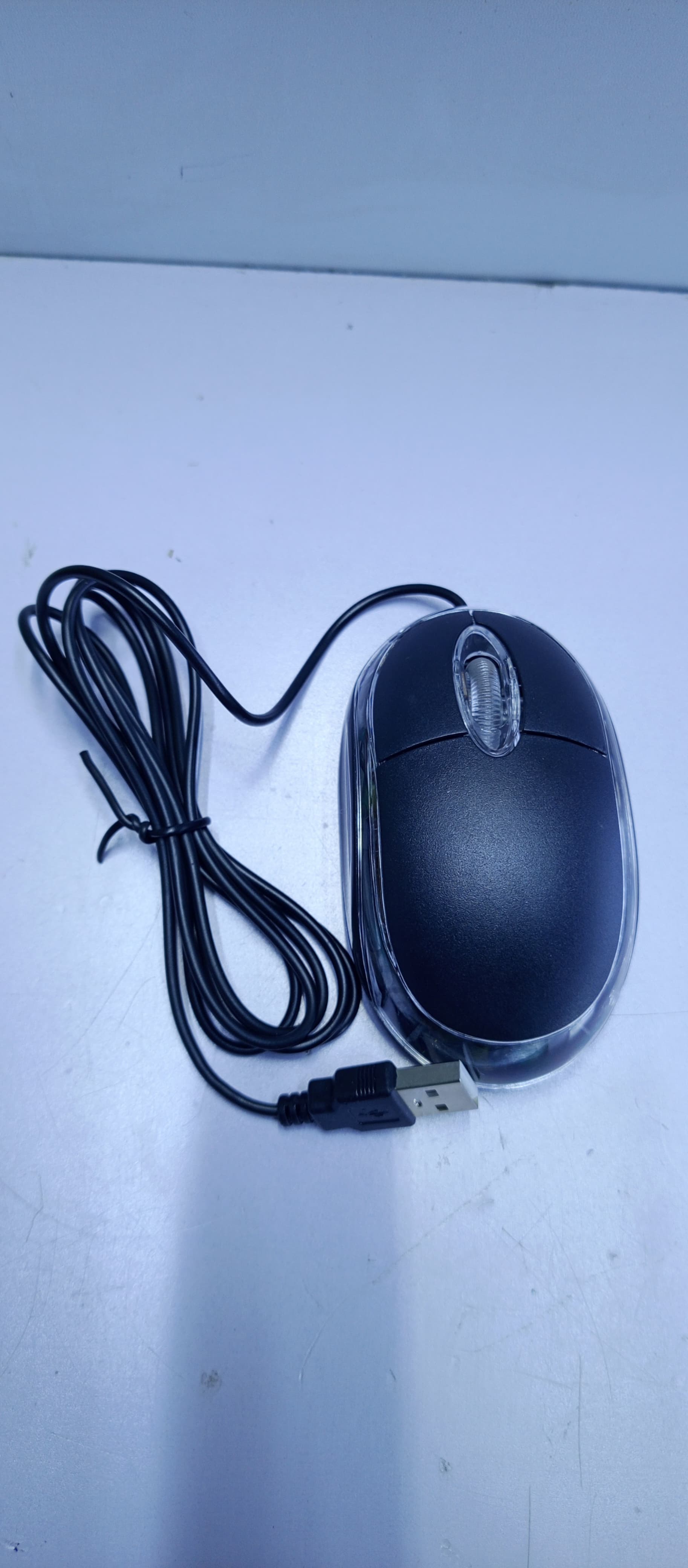 MS118 optical mouse Ultra Portable Wired Mini Mouse , 1000 DPI Optical Tracking, 3-Buttons, PC/Mac/Laptop - Black