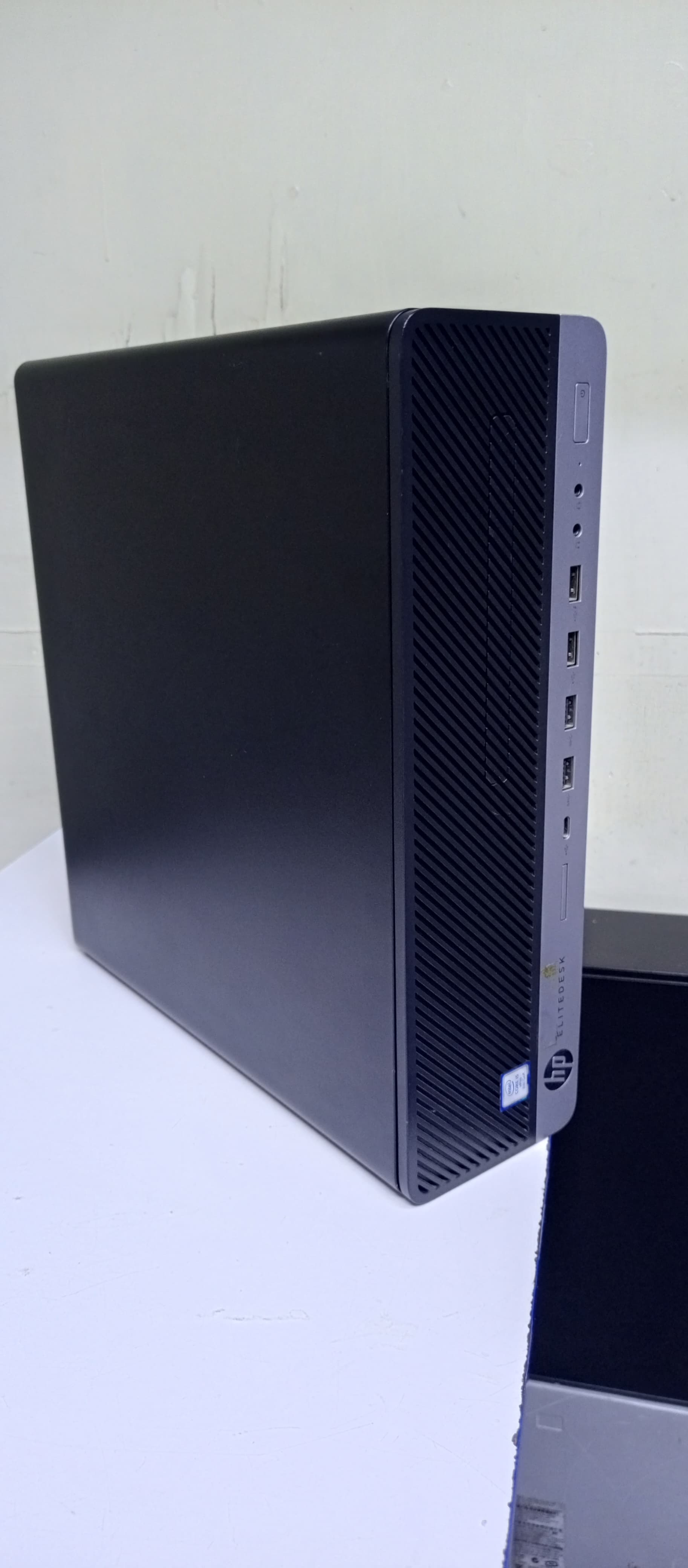 Refurbished Hp Elitedesk 800 g4 SFF Intel Core i5 8th gen 8gb ram 500gb Refurbished Desktop Computer CPU Tower Only