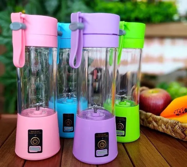 Multifunctional Kitchen Mini Rechargeable Portable Juicer blender high speed
