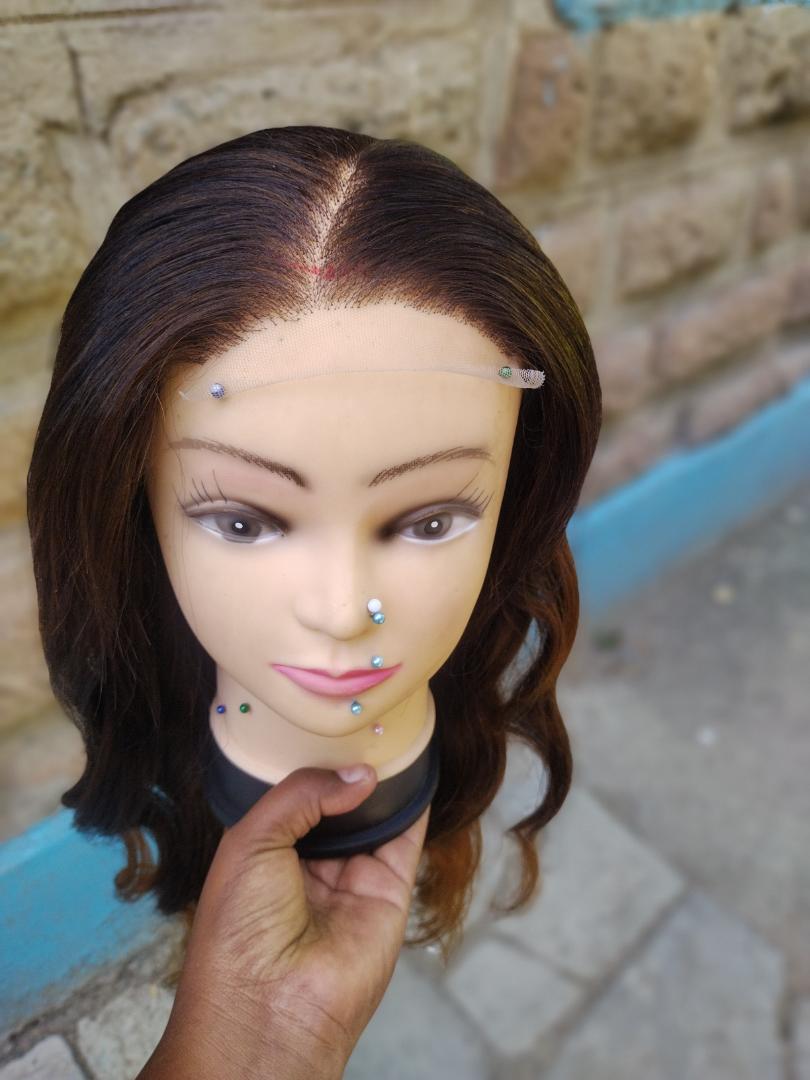 this is a 4 by 4 hd closure wig,  available in color 1/2/350colors, cañ be washed, heat styled and tonged.  please do not dye. use a wide tooth comb to detangle  your wig