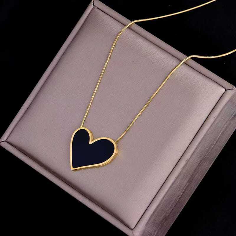 New arrivalsWomen's necklace women's heart-shaped pendant necklace Valentine's Day gift jewelry women's gift