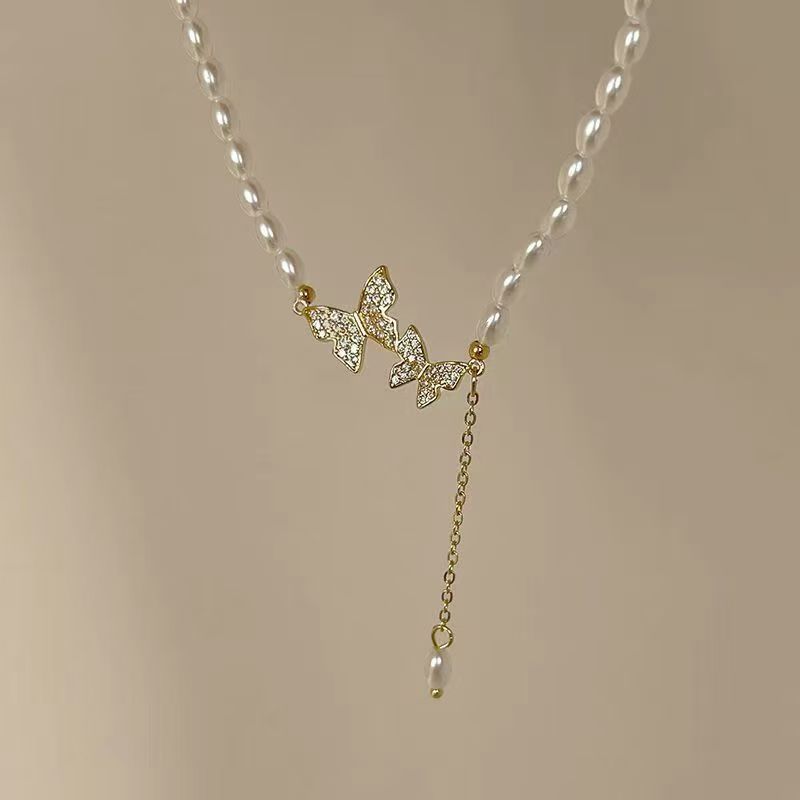 New arrivals * Fashionable pearl necklace, ladies' niche sweet necklace, high-end light luxury zircon butterfly collarbone necklace, Lady gift