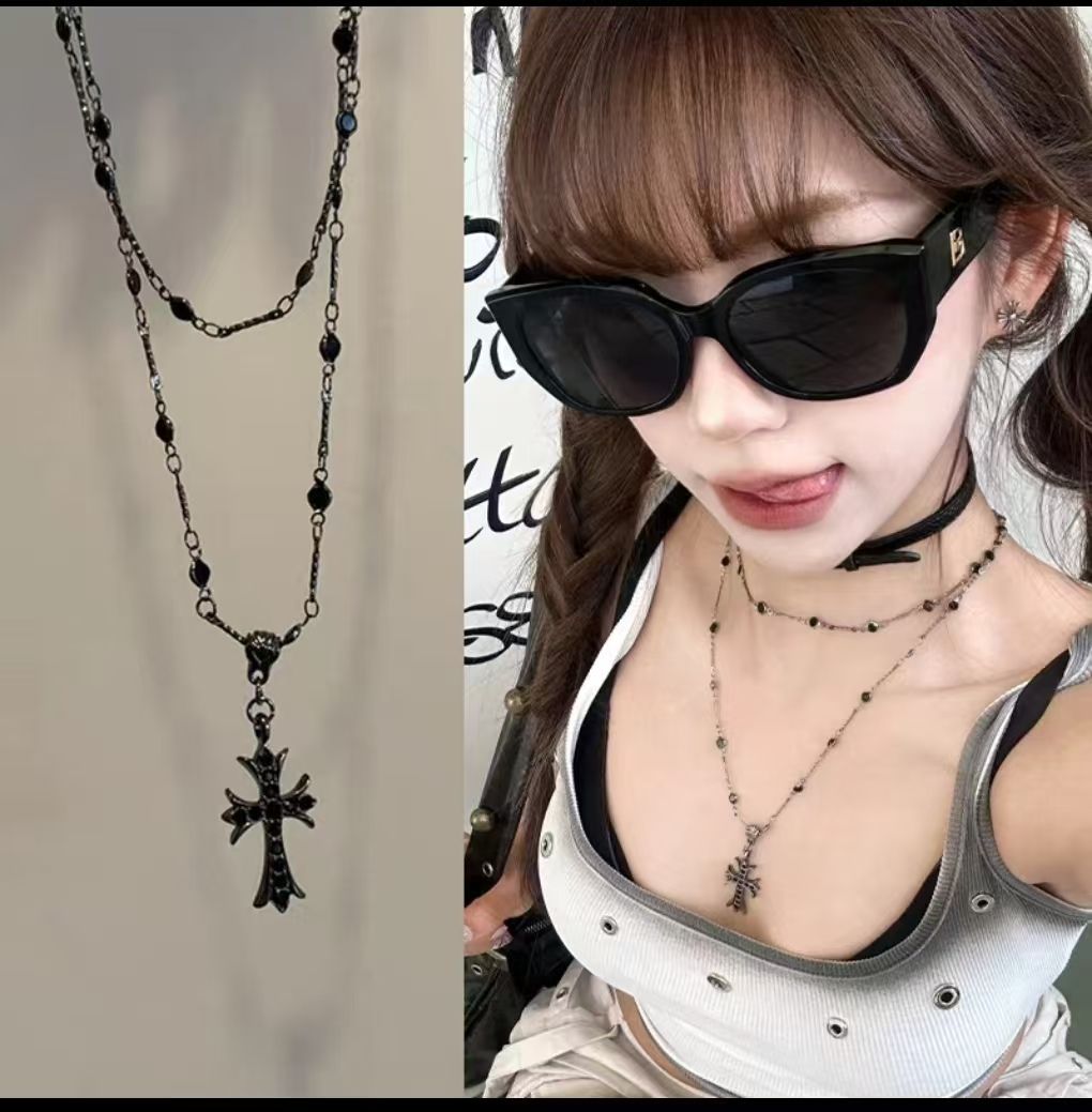 New Product Arrives 2-Layer Black Diamond Necklace Fashion Necklace Cross Pendant Necklace Lady Necklace Personalized Fashion Lady Jewelry
