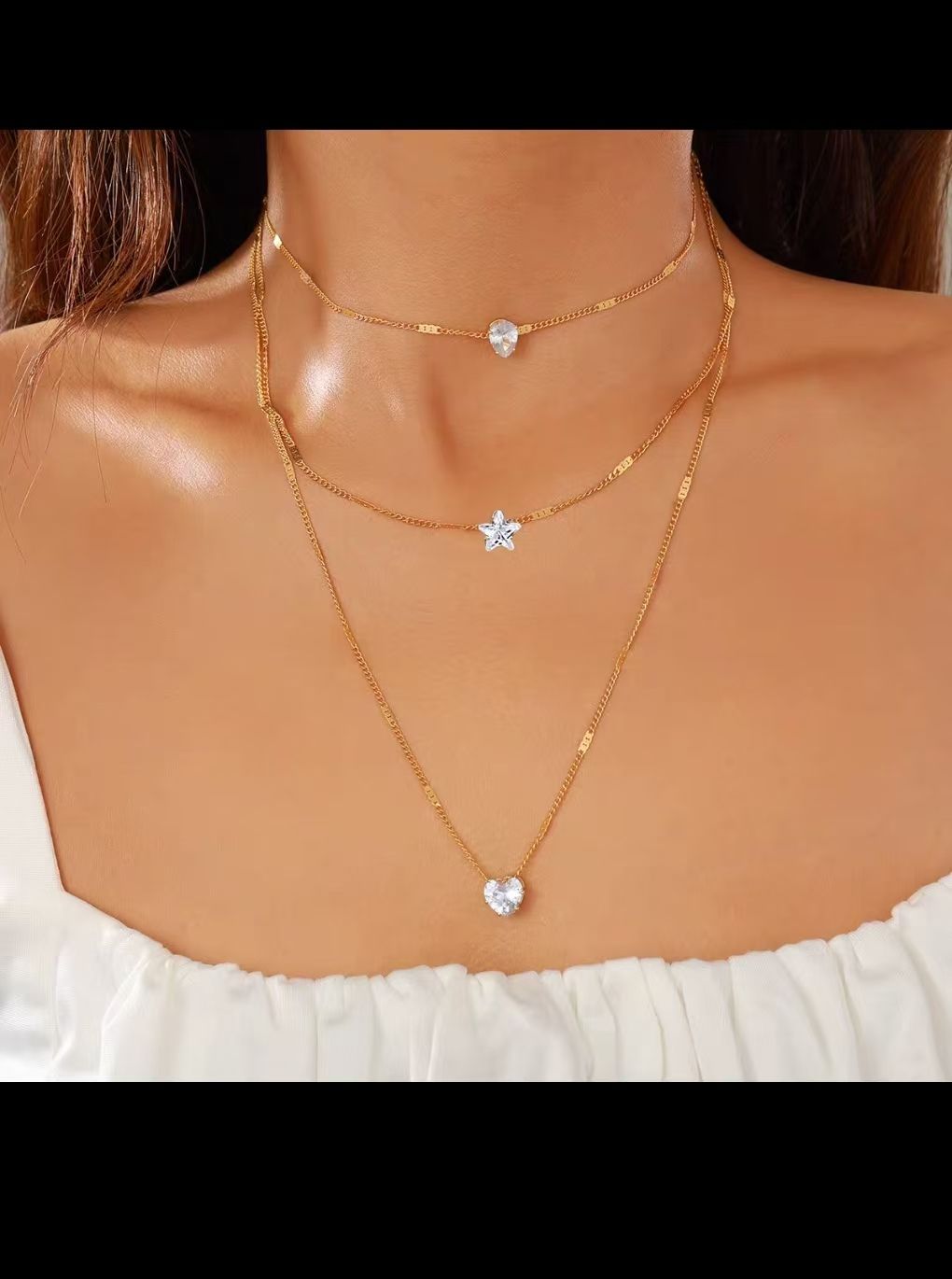 Ladies' necklace, pendant necklace, three-layer zircon pendant, heart-shaped teardrop shaped pendant, collarbone chain, jewelry, fashion necklace, bridal wedding three-layer pendant jewelry necklace.