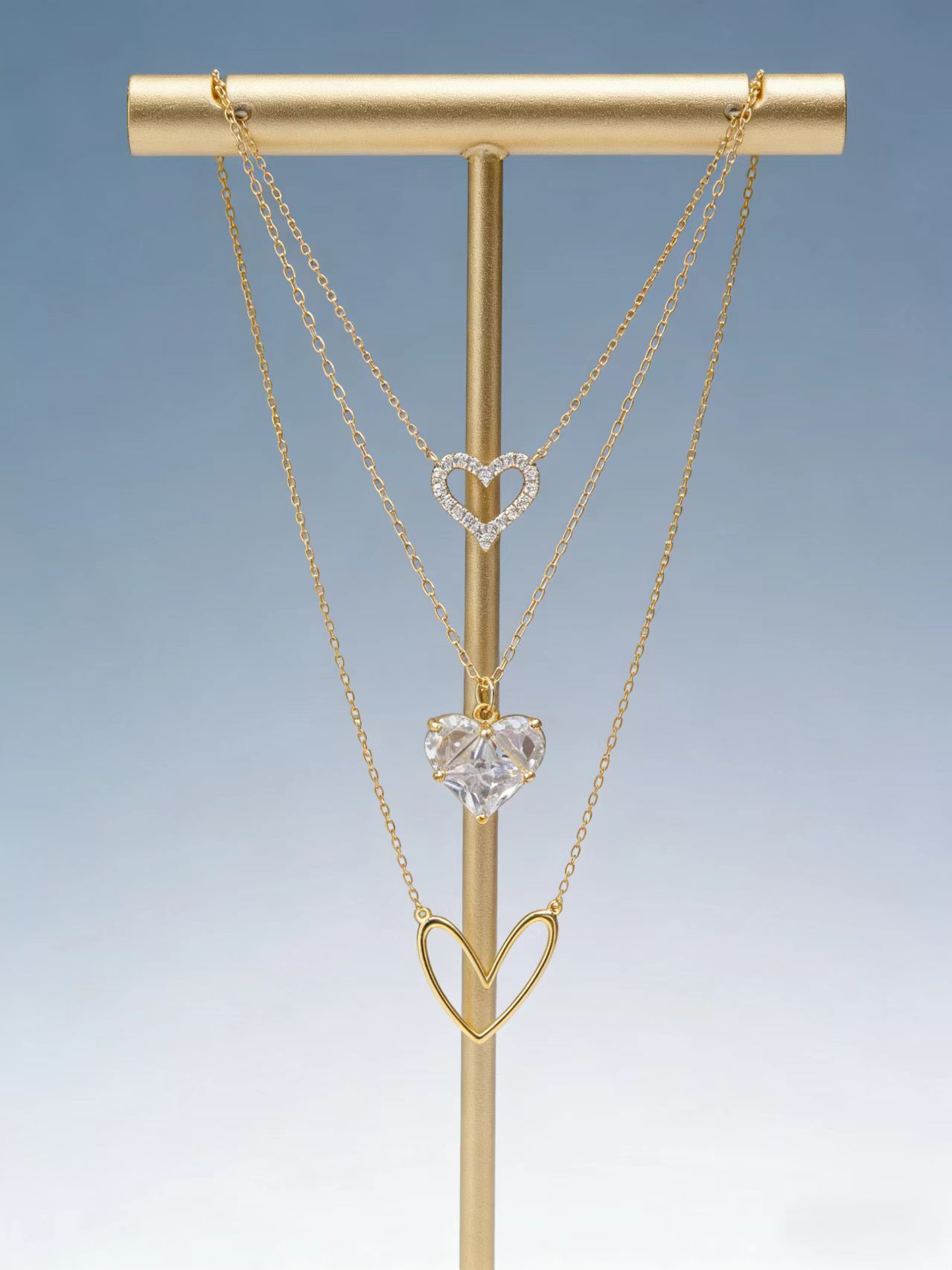 New Arrival3-layer women's necklace, fashionable crystal women's necklace pendant, 3 popular multi-layer metal collarbone chain accessories, gift necklaces, selected girls' gifts