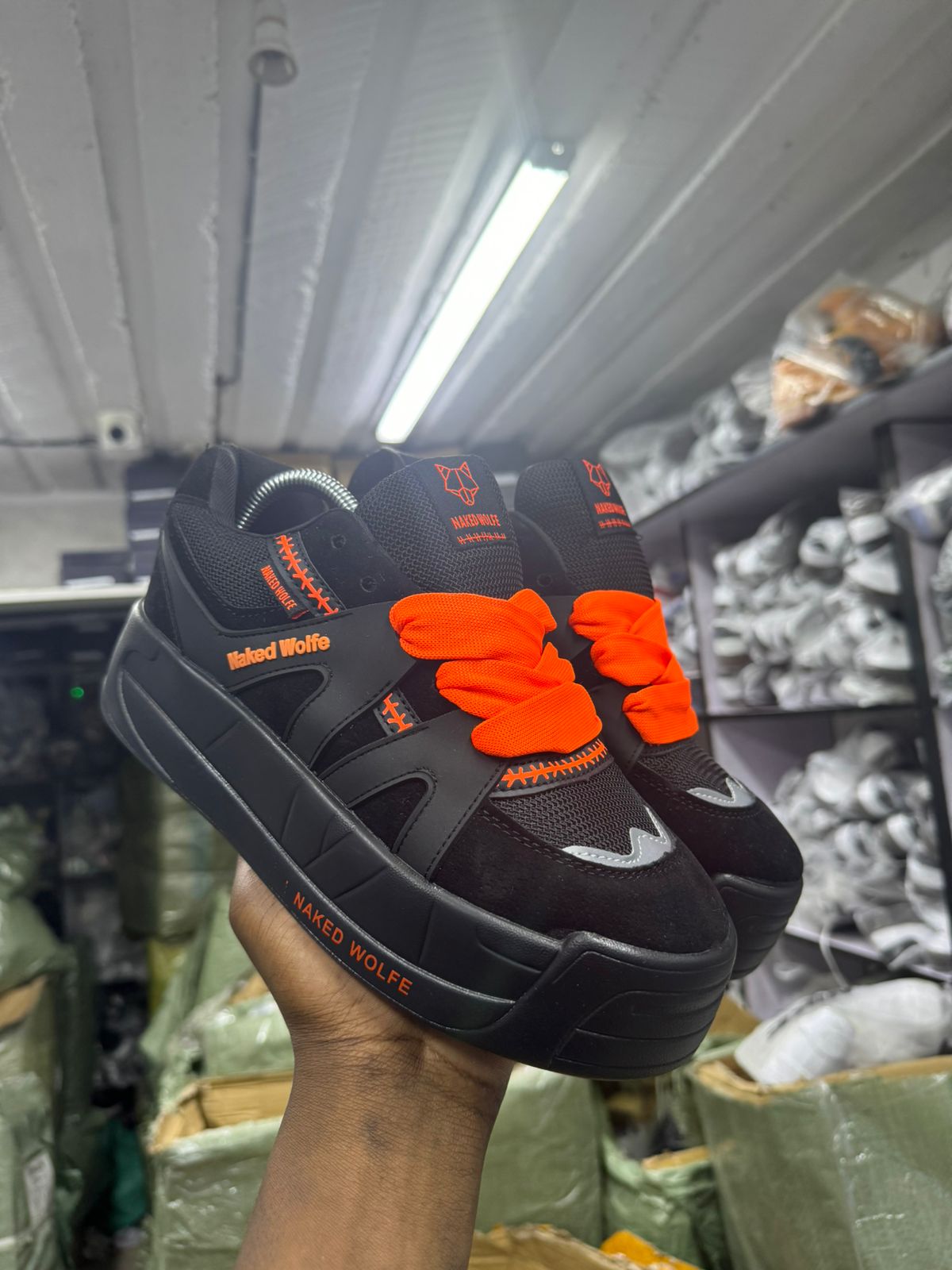 LATEST/ORIGINAL/🔥🔥 High quality naked WOLF ⚡L breatherble sneakers Multicoloured fashioned UNISEX ladies mens and kids fashioned classic sneakers shoes🔥all colours available very 🔥NAKED WOLF🔥