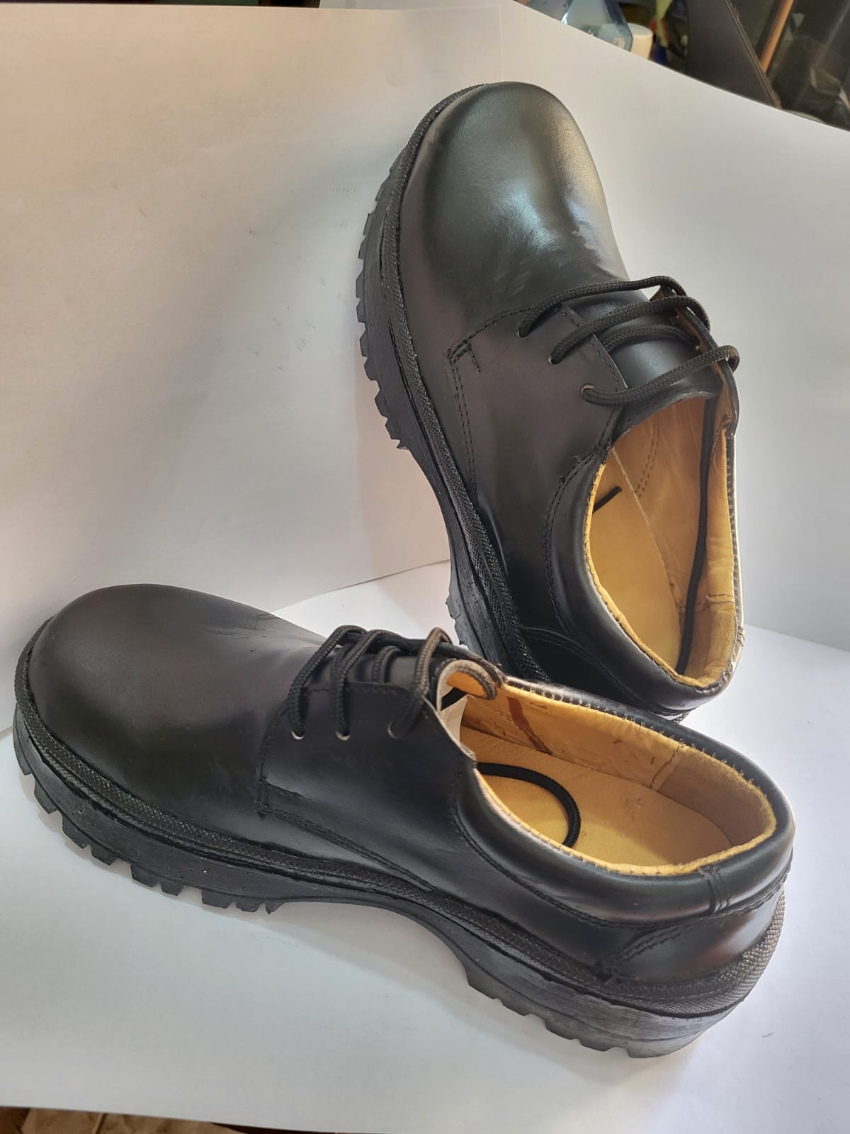 HIGH QUALITY TOUGHEES (BLACK) BACK TO SCHOOL SHOES GENUINE LEATHER UNISEX FOR BOYS AND GIRLS, COMFORTABLE, DURABLE, LIGHT WEIGHT, LONG LASTING SCHOOL WEAR