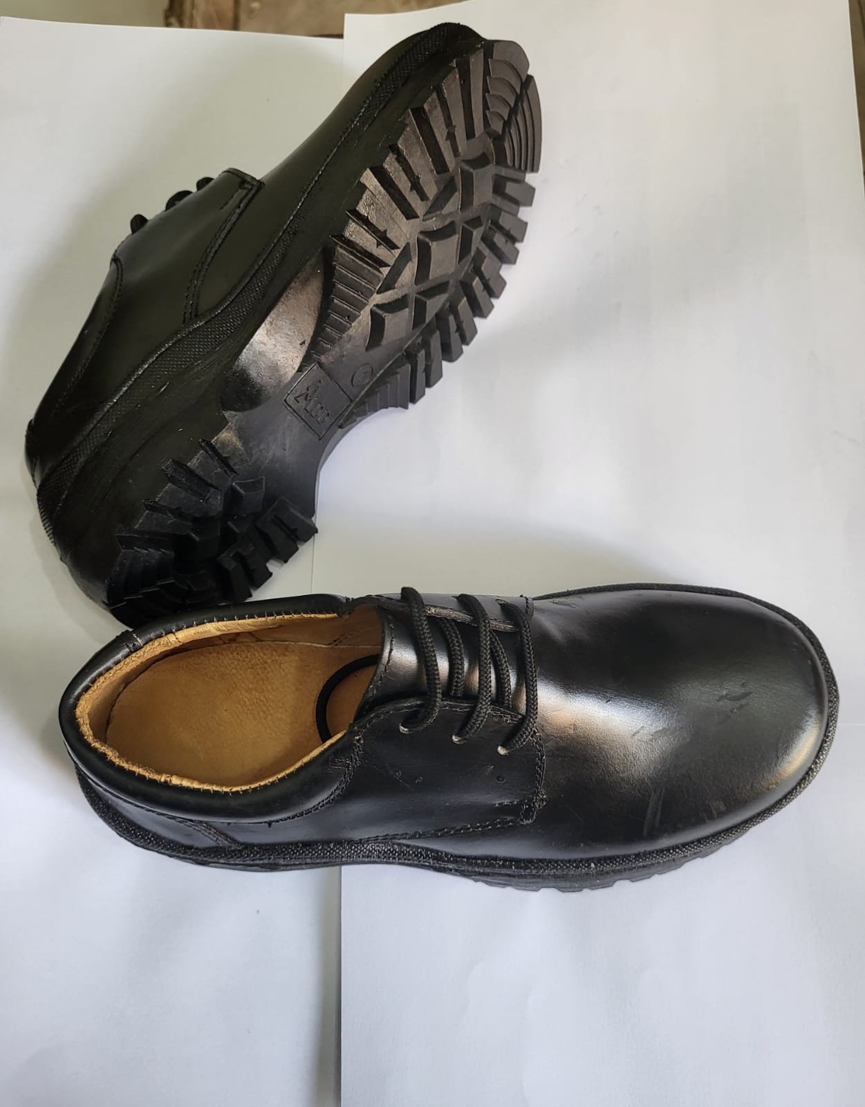 HIGH QUALITY TOUGHEES (BLACK) BACK TO SCHOOL SHOES GENUINE LEATHER UNISEX FOR BOYS AND GIRLS, COMFORTABLE, DURABLE, LIGHT WEIGHT, LONG LASTING SCHOOL WEAR