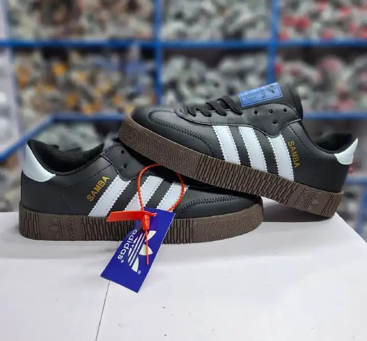 Samba Double Sole SAMBA high-quality LATEST  NEW ARRIVAL UNISEX official all-wearing men's, women's, and ladies' classic-fashioned breathable Samba sneakers