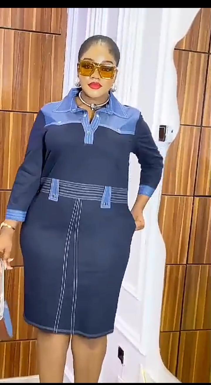 New arrivals classy official dress,sizes 44 to 52,
3000
