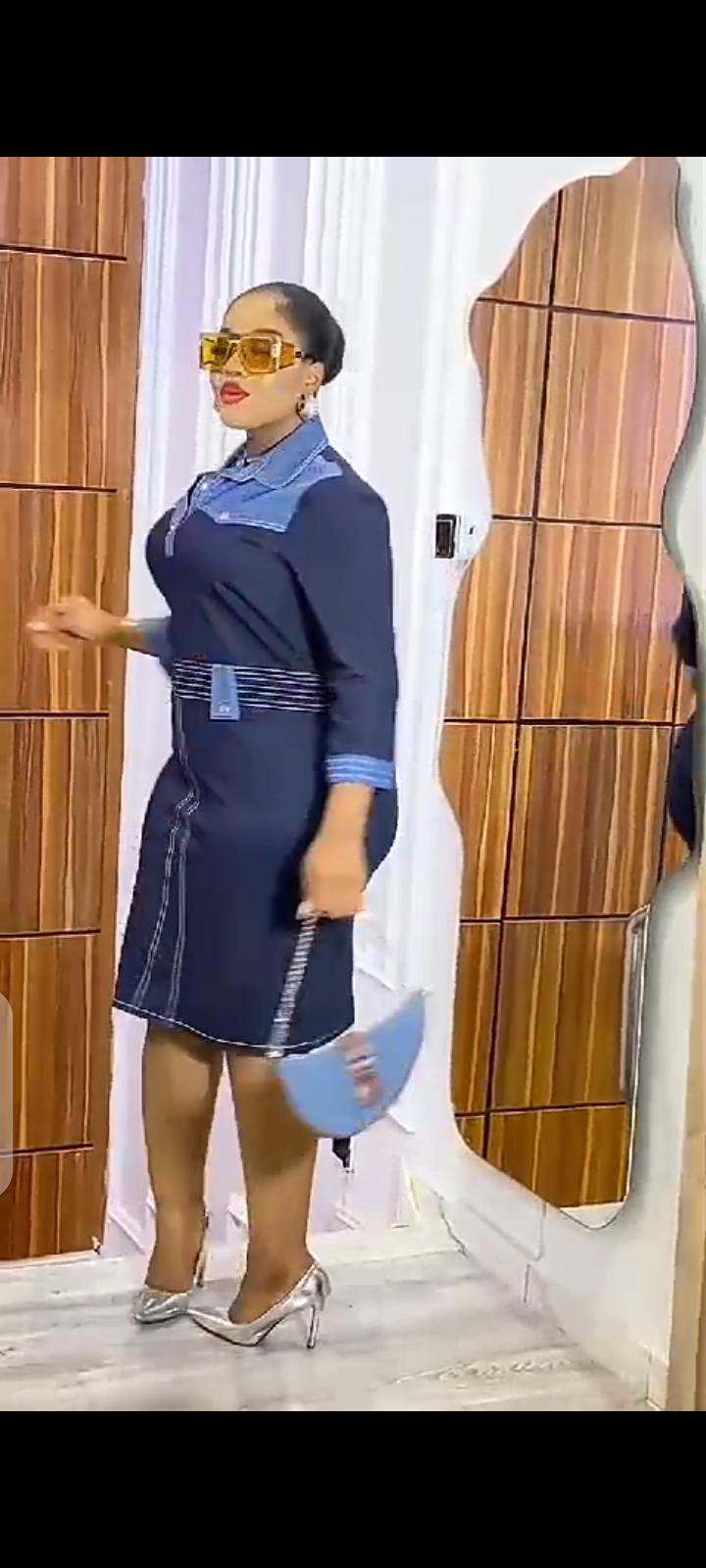 New arrivals classy official dress,sizes 44 to 52,
3000
