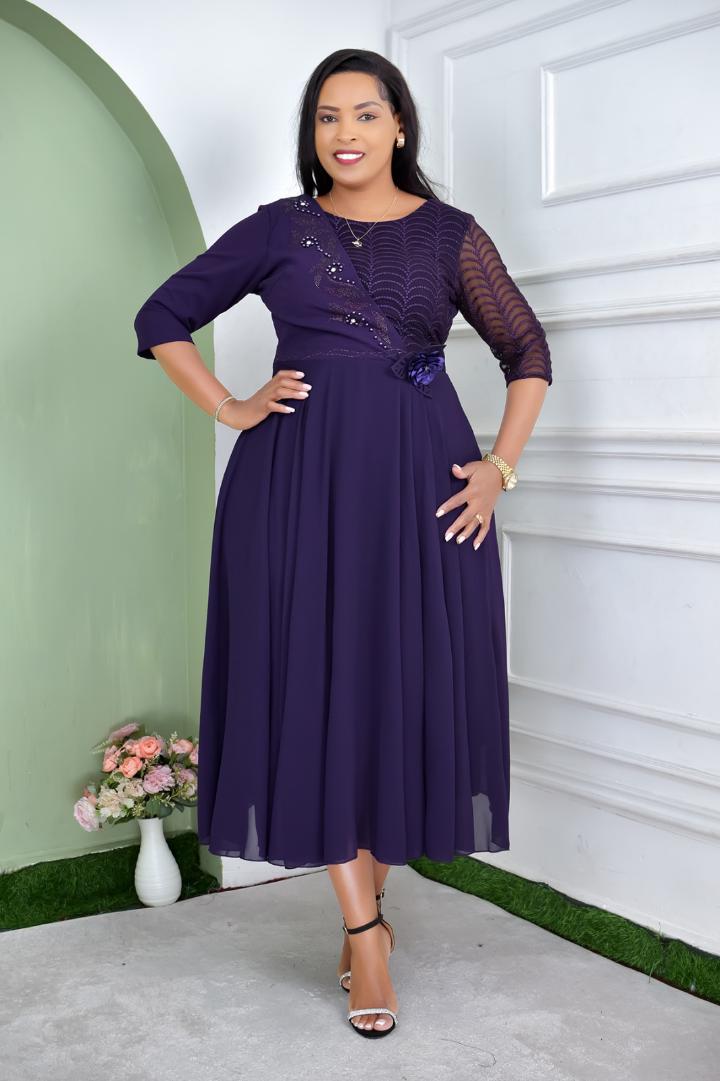 *New Arrivals🔥🔥🔥*
Long Beautiful Chiffon Dress 
Sizes 46-54 
*@3000 *