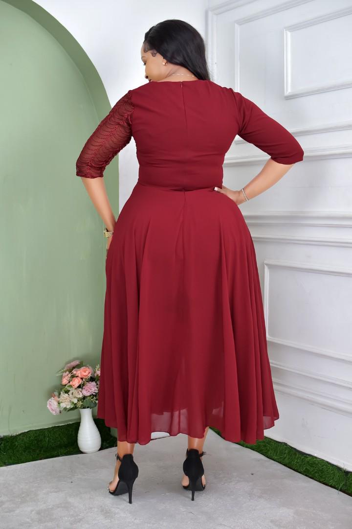 *New Arrivals🔥🔥🔥*
Long Beautiful Chiffon Dress 
Sizes 46-54 
*@3000 *