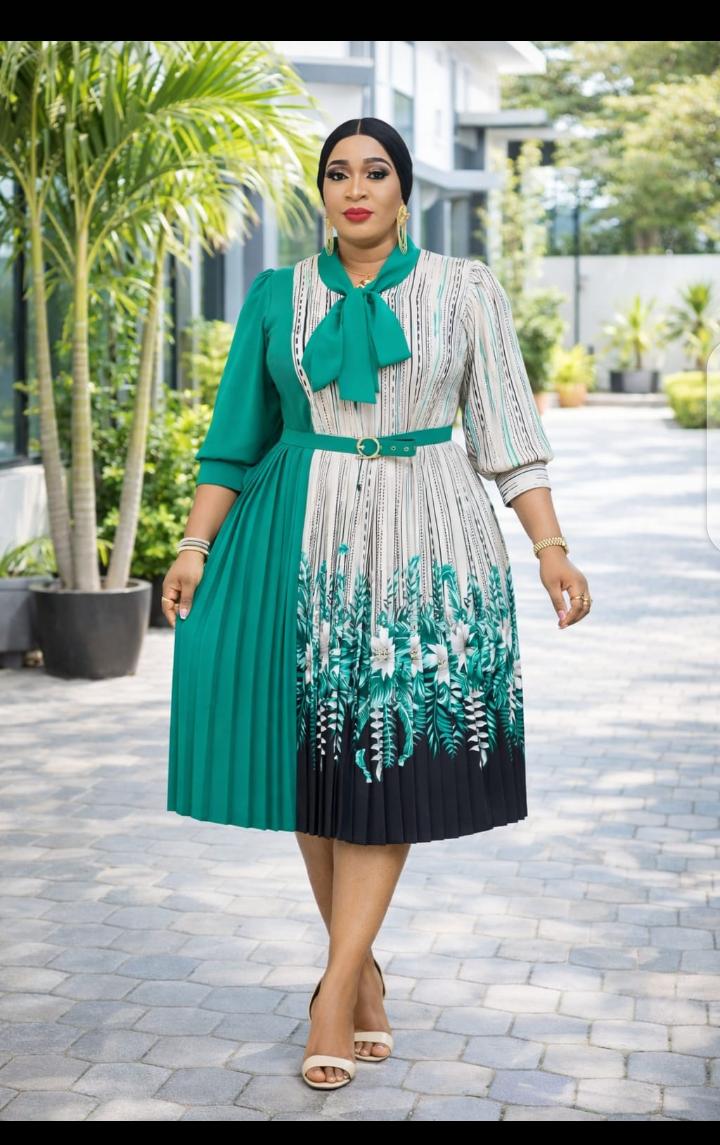 ‼️*New arrivals!!*‼️
🌼*Beautiful elegant dress🌼*Size 44-52*
🌼Price 2900*Perfect quality, perfect style* 😍