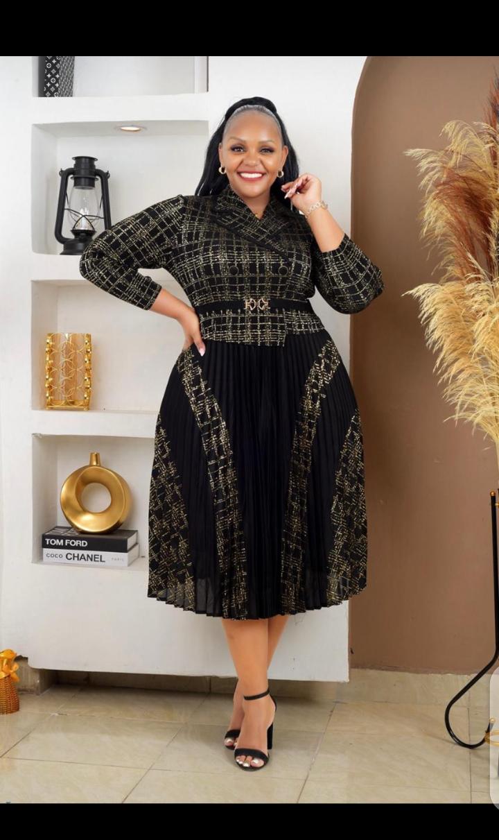 ‼️🔥 New arrivals‼️
Giving Rich auntie vibes🥰
Perfect for any event👌🏾
Elegant miyaki dress 
Free size; can fit 44-56
Price 3400